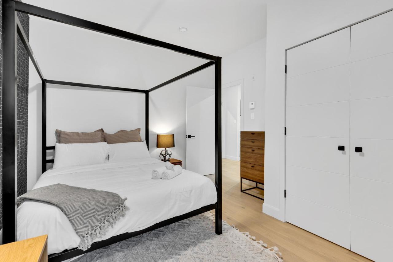 Deluxe Suites Downtown Montréal Esterno foto