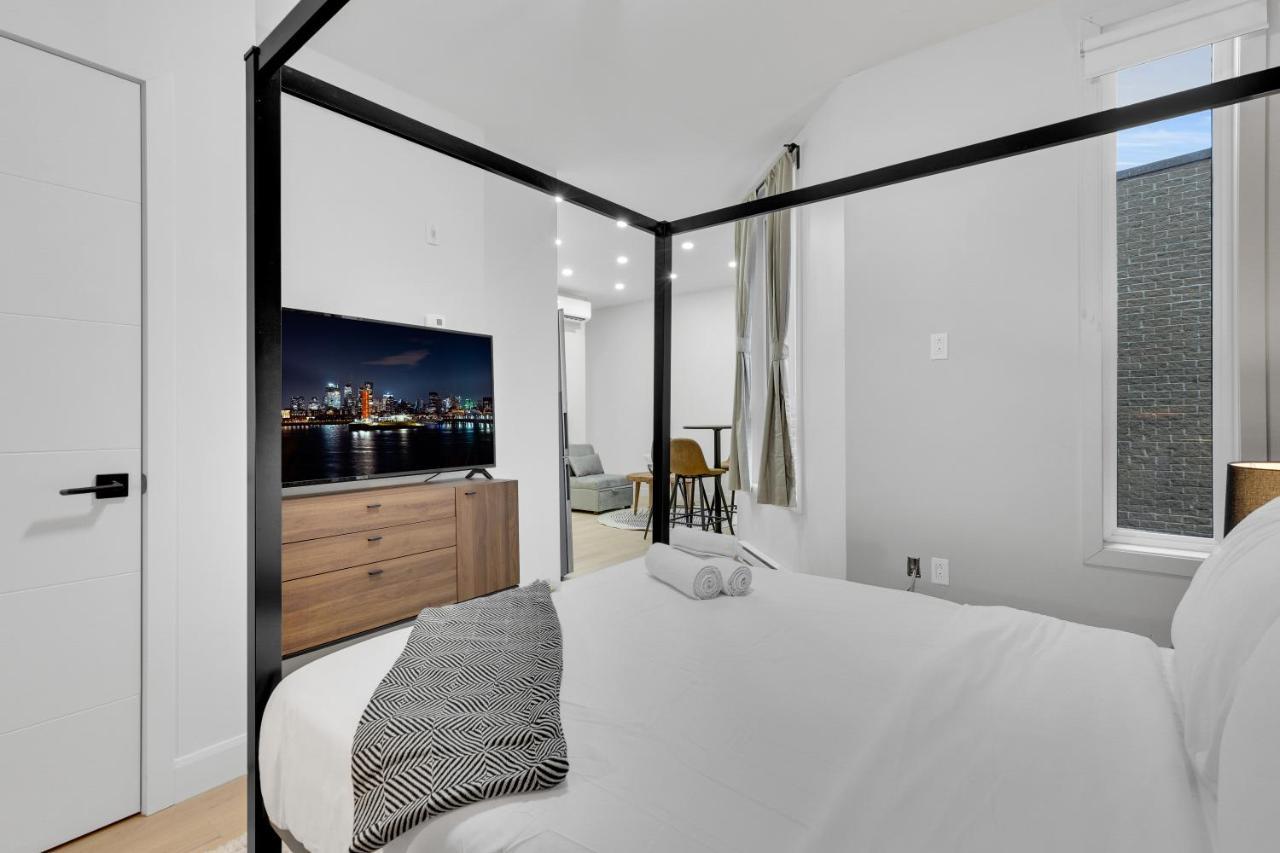 Deluxe Suites Downtown Montréal Esterno foto