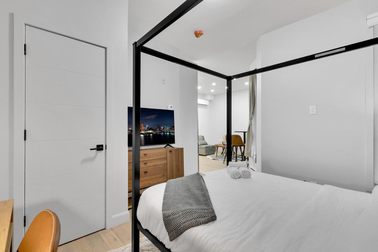Deluxe Suites Downtown Montréal Esterno foto